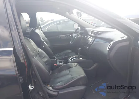 2016 Nissan Rogue Sl z USA, uszkodzony, nr VIN 5N1AT2MT8GC761214